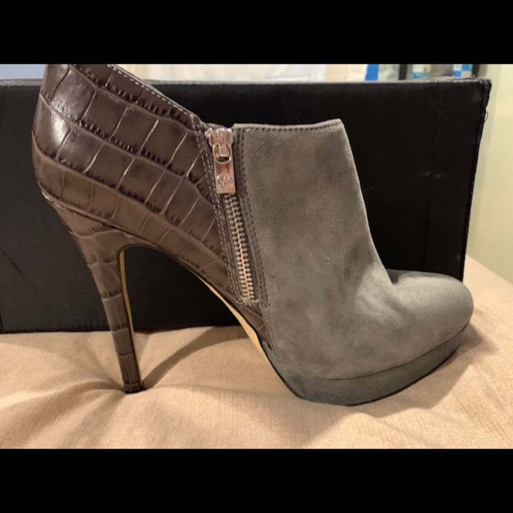Michael Kors Booties Grey Python Leather Suede9.5M